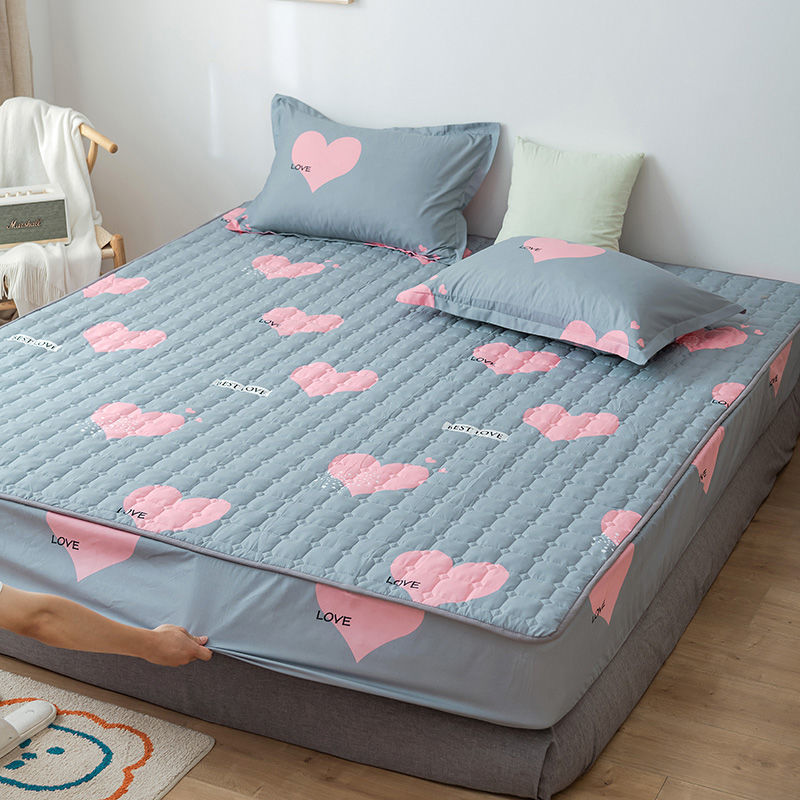 Waterproof-Mattress-Cover-Importikaah's-Dustproof-Quilted-Solution