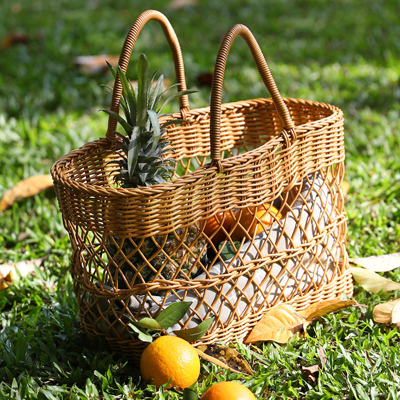 Stylish-Ins-style-brown-picnic-basket-with-hand-made-details-#Outdoor-Dining-Accessories