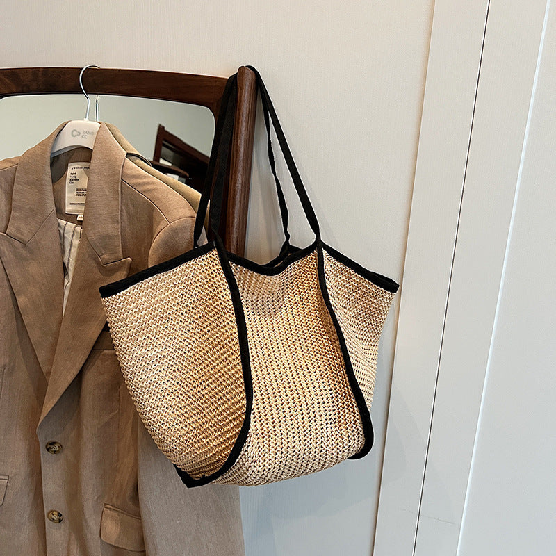 Chic-one-shoulder-straw-woven-handbag-perfect-for-all-occasions