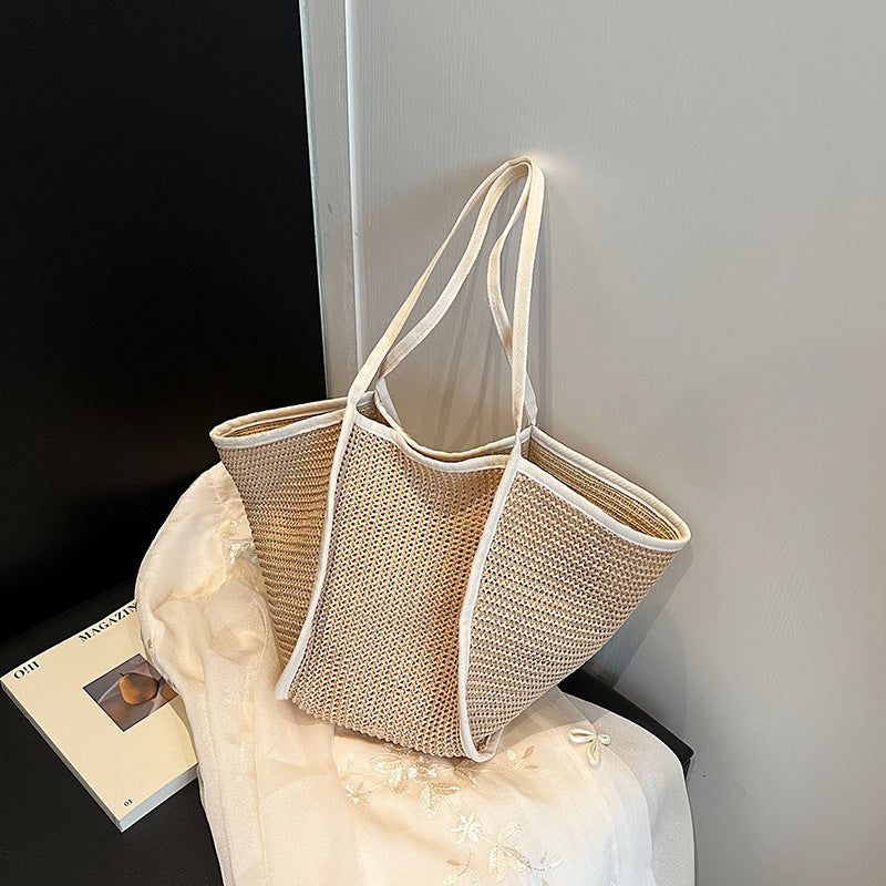 Stylish-straw-woven-handbag-ideal-for-every-outfit