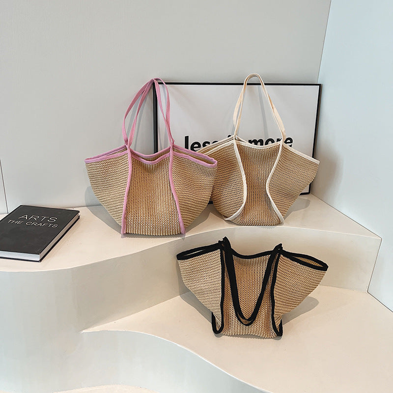 Fashion-forward-one-shoulder-straw-purse-your-new-go-to-accessory