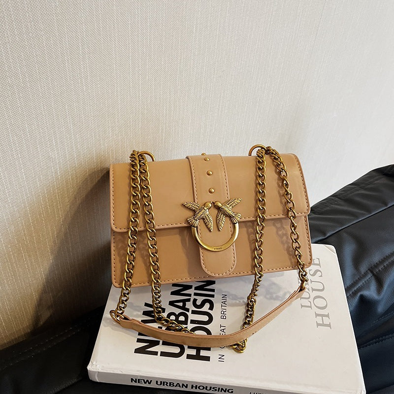 Chic-double-strap-messenger-bag