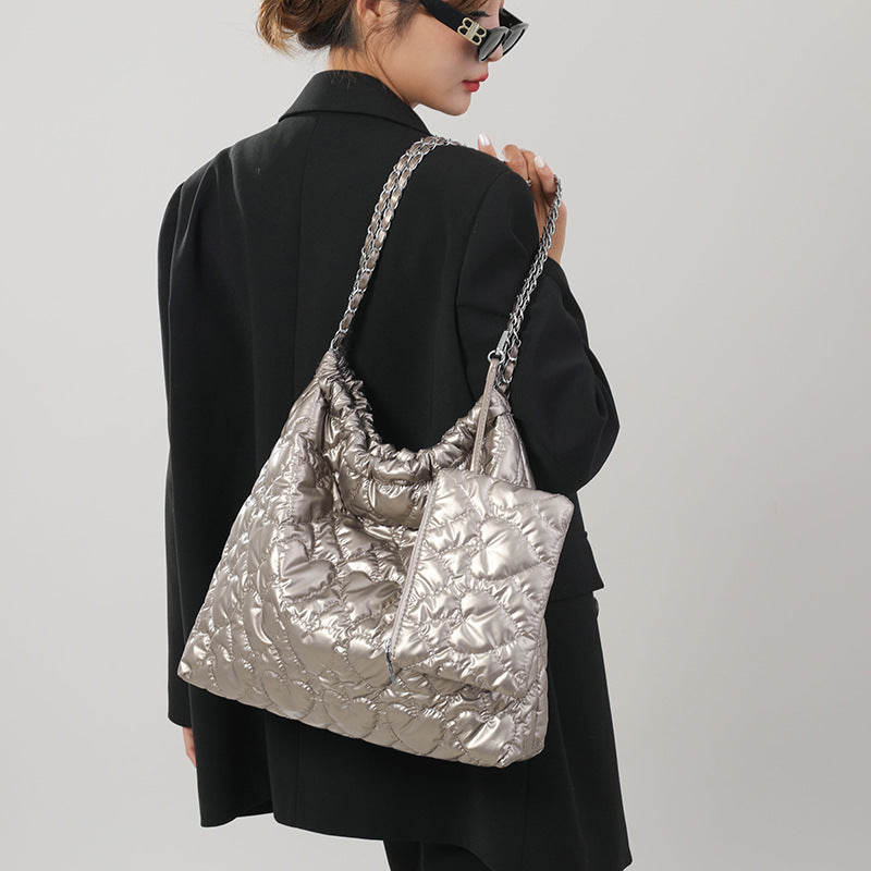 Chic-silver-sandwich-pocket-bag