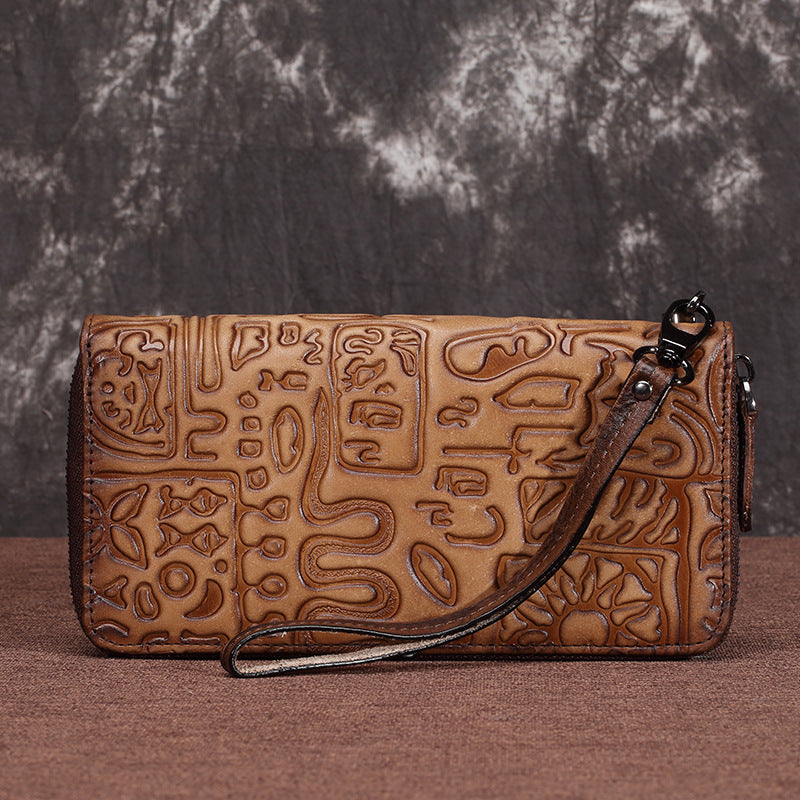 Elegant-leather-wallet-with-zipper-closure#TrendyWallet