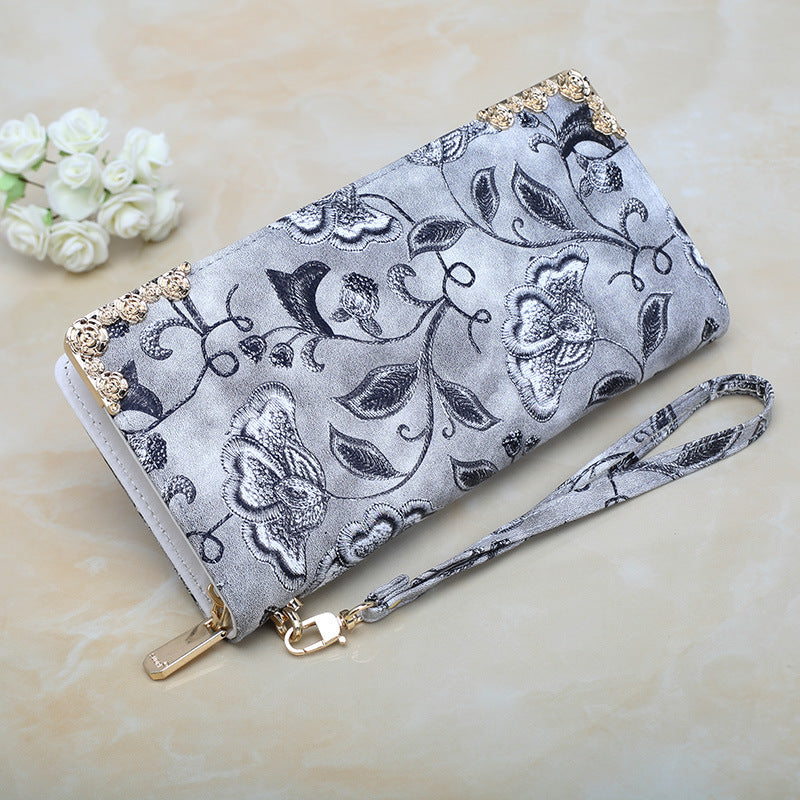 Chic-mobile-phone-wallet-with-multiple-compartm