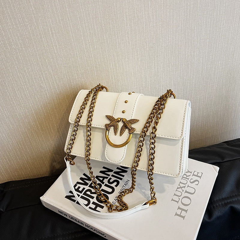 Red-medium-texture-shoulder-bag