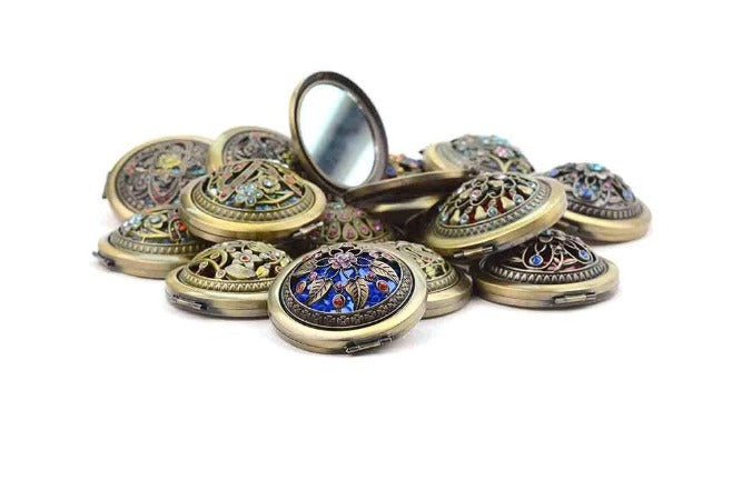 antique-bronze-vanity-pocket-mirror