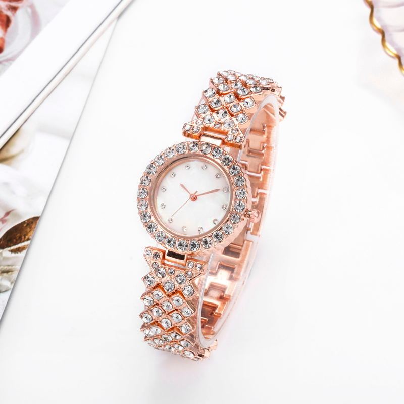 minimalist-chic-womens-watch-any-occasion