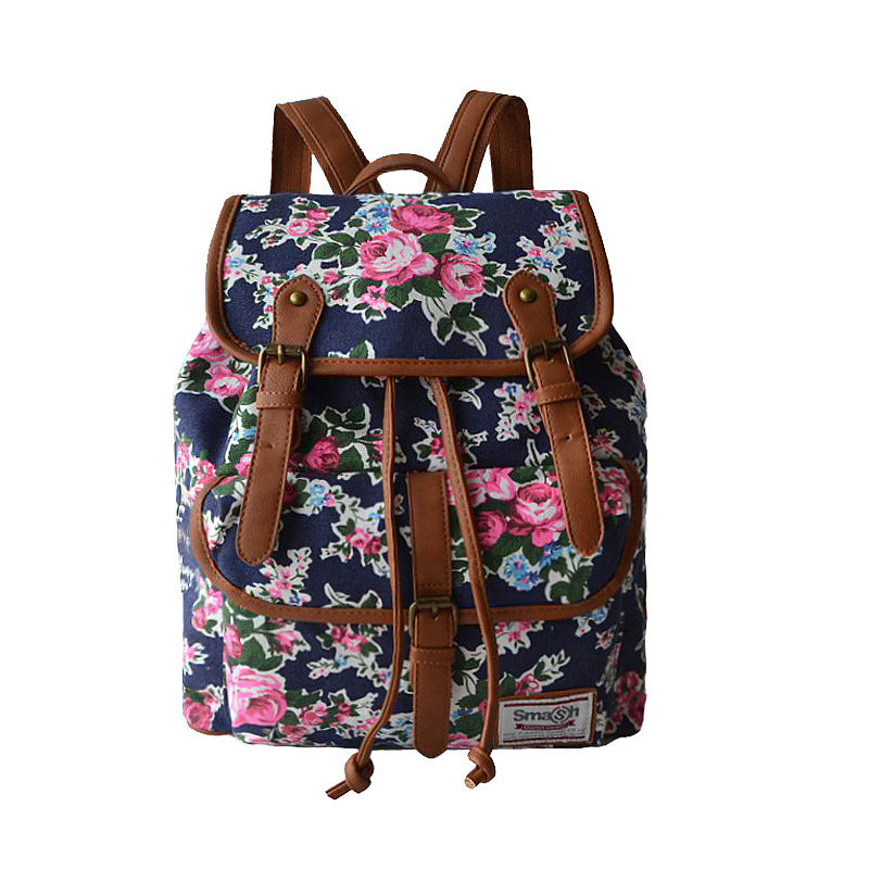 Fashionable-backpack-for-students-with-canvas-material