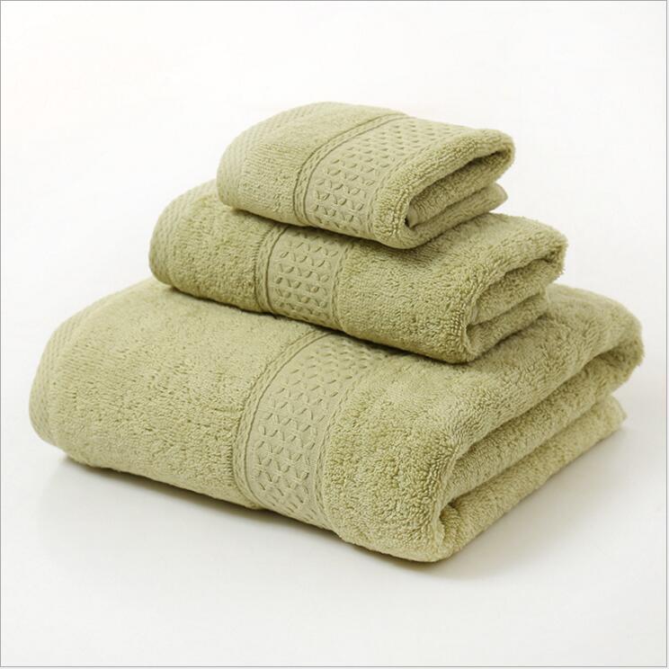 Importikaah-Cotton-Bath-Towel-Set-in-various-plain-colours-ideal-for-valentines-day-green