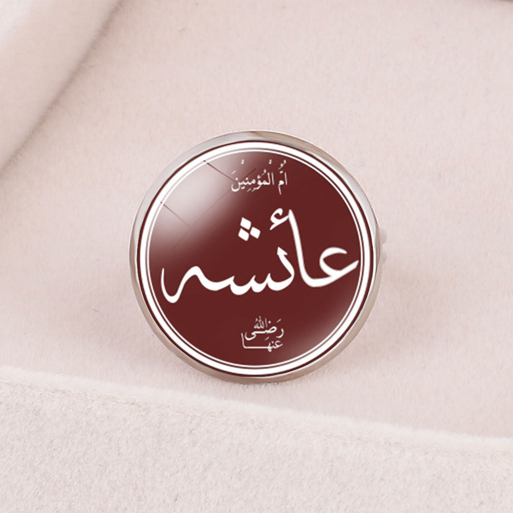 close-up-celestial-faith-islamic-metal-ring-sleek-geometric-pattern