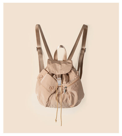 Trendy-sewing-thread-accents-on-drawstring-bag