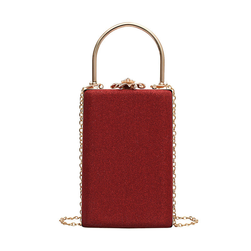 Luxury-dinner-bag-with-retro-flair-and-high-quality-craftsmanship