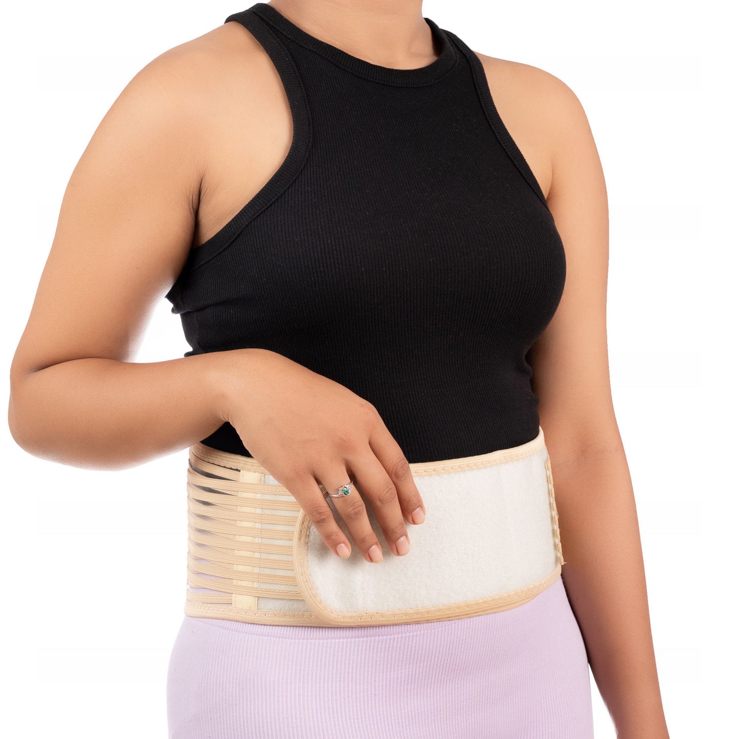 Close-Up-of-Self-Heating-Mechanism-on-Waist-Support-Belt