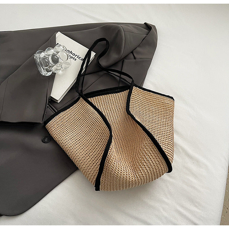 Trendy-straw-handbag-designed-for-all-match-fashion