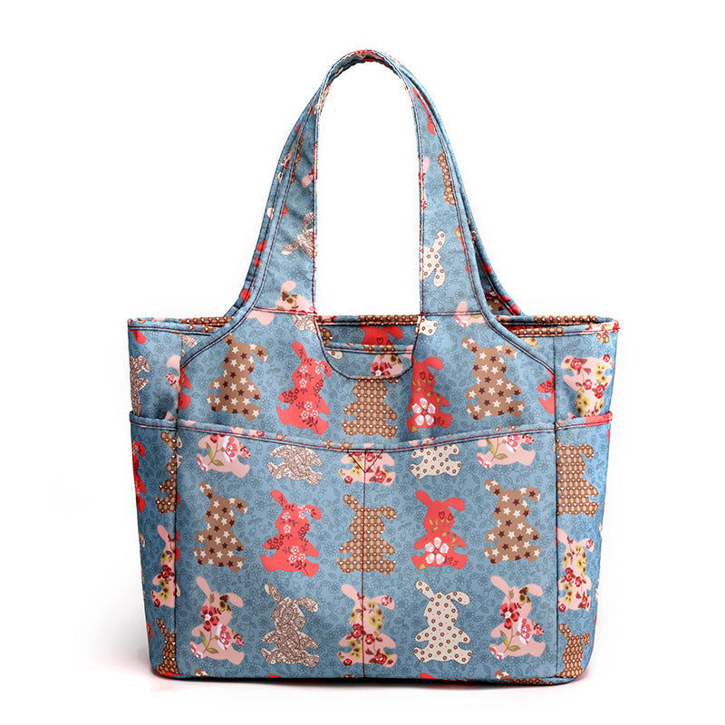 Casual-chic-handbag-with-Elephant-print